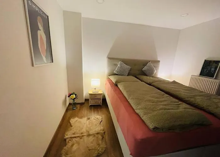 Wunderschoene Naehe Essen / Duesseldorf Appartement *